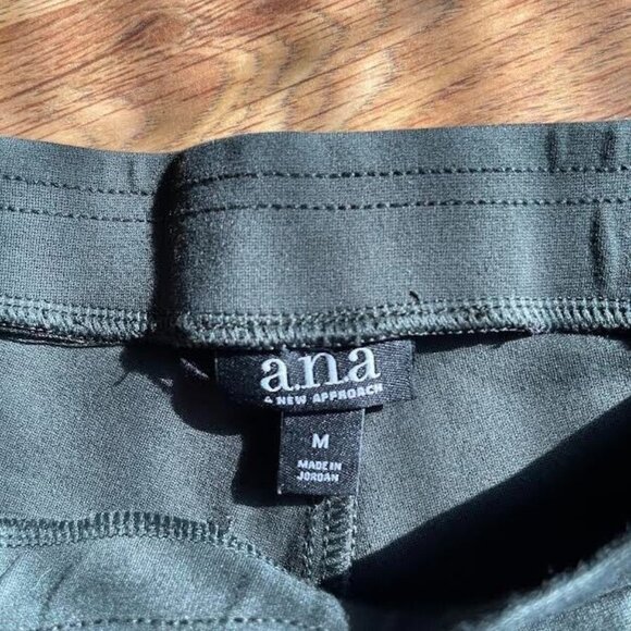 ANA A New Approach Leggings Stretchy Elastic Waist Green Pull On Size M - Picture 3 of 6